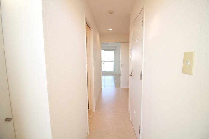 物件内観写真17　(廊下)