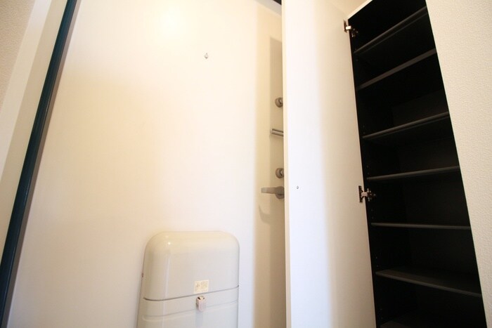 物件内観写真18　(靴箱)