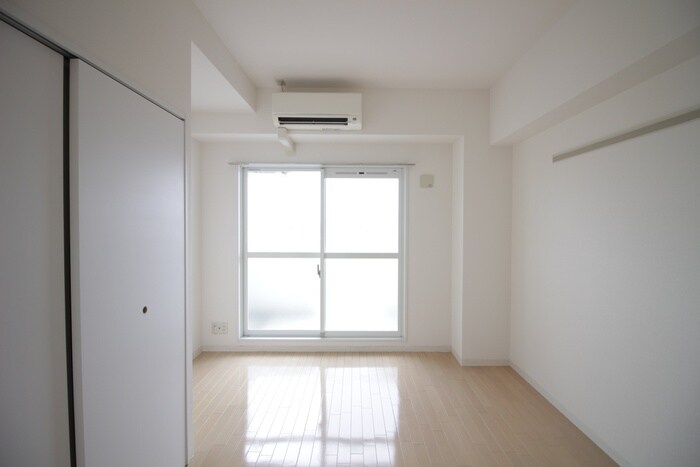 物件内観写真21　(室内からの展望)