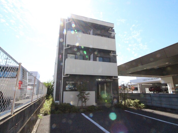 物件外観写真6　(外観写真)