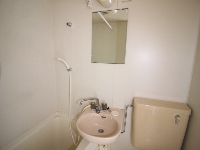 物件内観写真10　(洗面)