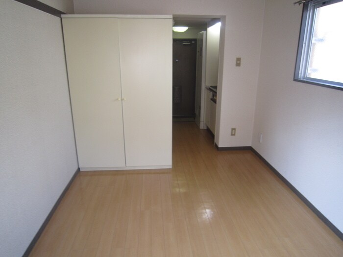 物件内観写真13　(居室)