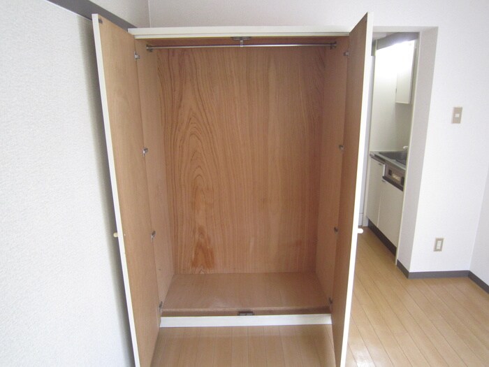 物件内観写真14　(収納)