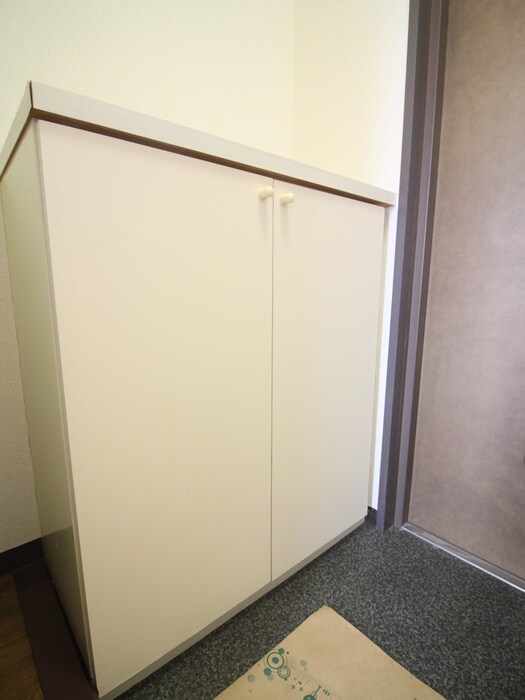 物件内観写真18　(靴箱)