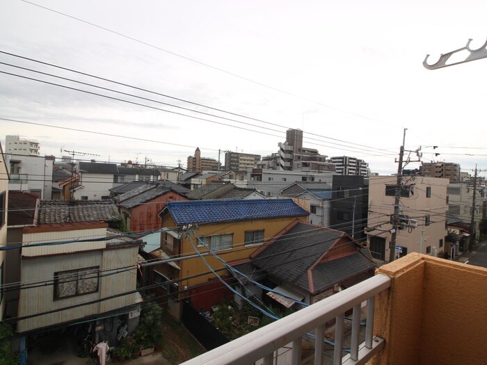 物件内観写真21　(室内からの展望)