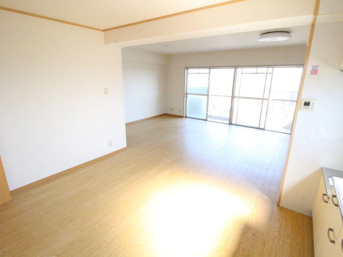 物件内観写真7　(居室)