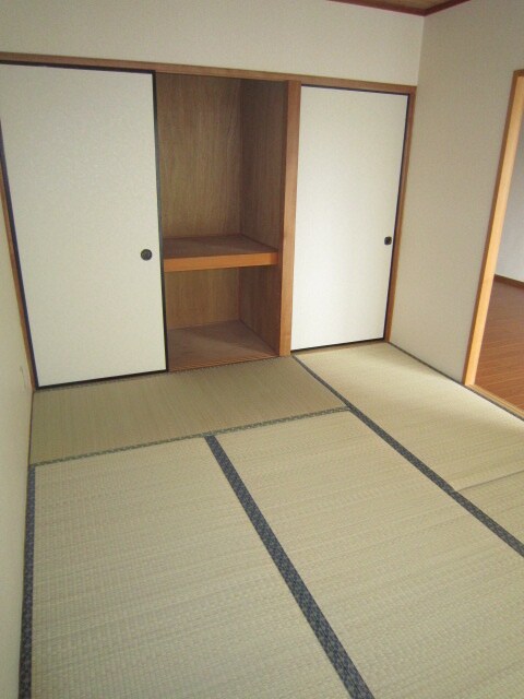 物件内観写真16　(居室)