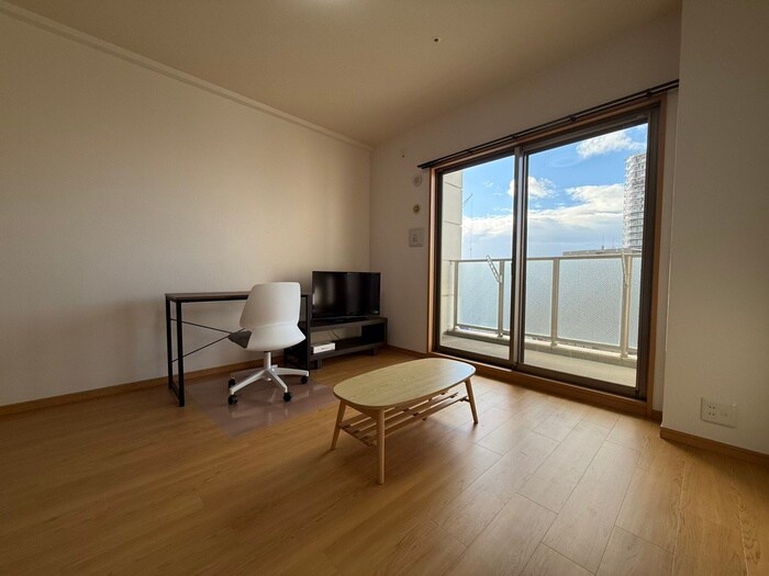 物件内観写真8　(居室)