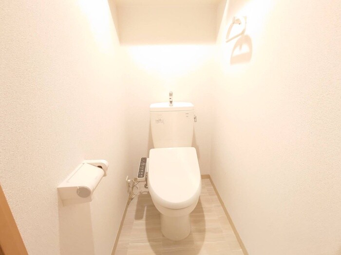 物件内観写真11　(トイレ)