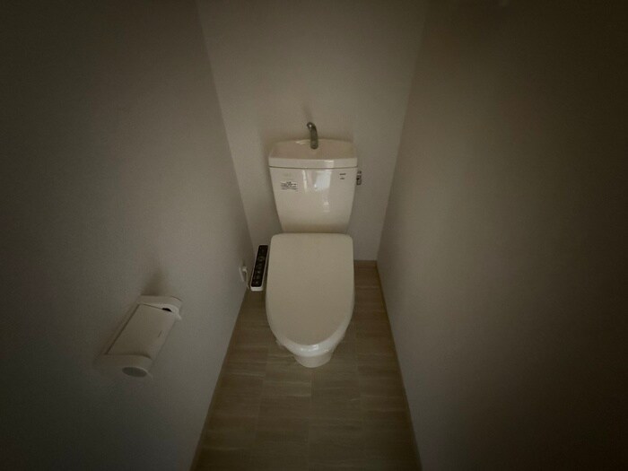 物件内観写真13　(トイレ)