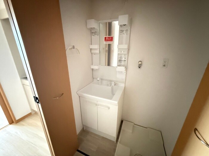 物件内観写真13　(洗面)