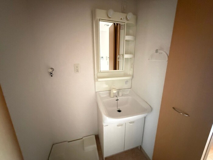 物件内観写真13　(洗面)