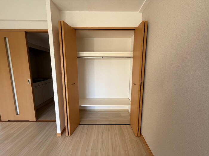 物件内観写真15　(収納)