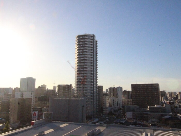 物件内観写真15　(室内からの展望)