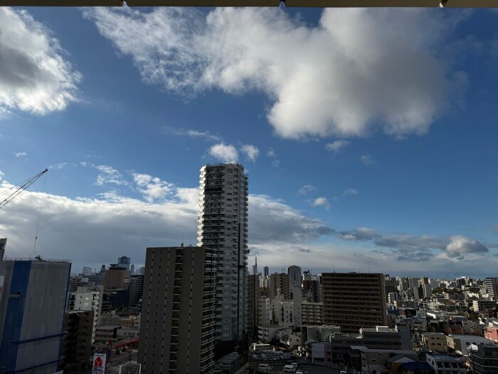 物件内観写真16　(室内からの展望)