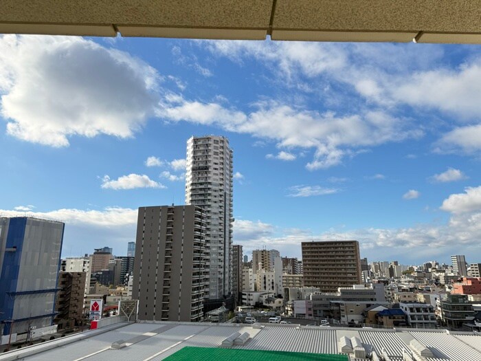 物件内観写真16　(室内からの展望)