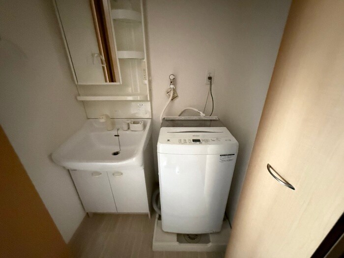 物件内観写真19　(洗濯機置場)