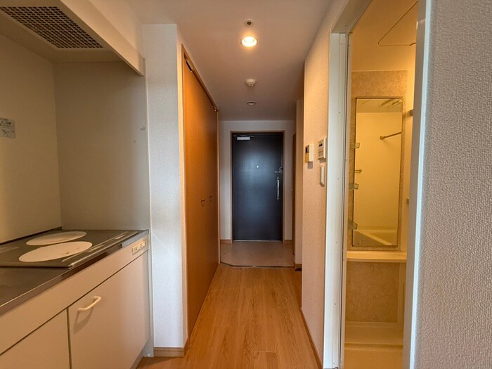 物件内観写真20　(廊下)