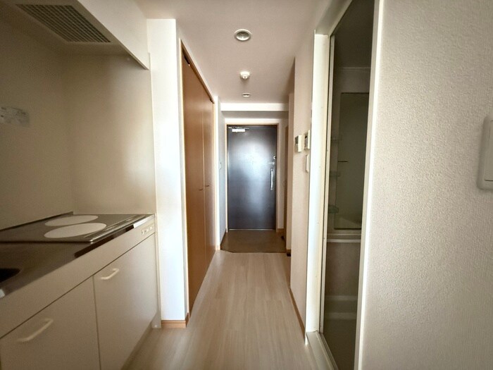 物件内観写真20　(廊下)