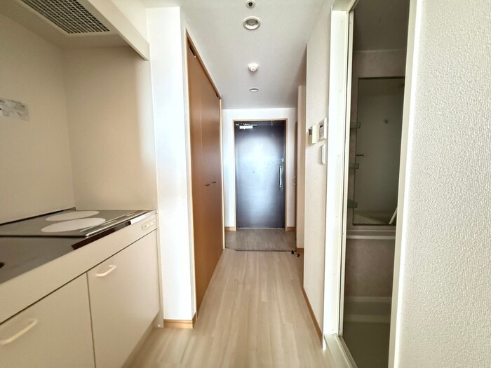 物件内観写真20　(廊下)