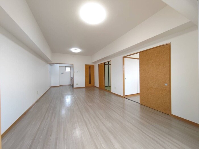 物件内観写真8　(居室)