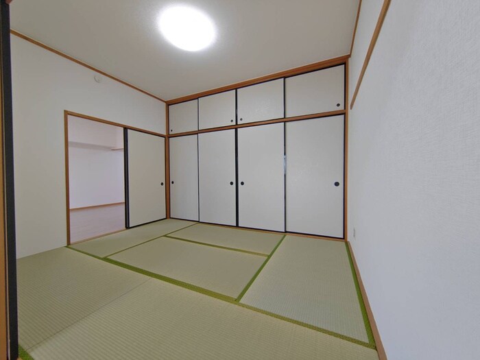 物件内観写真12　(居室)