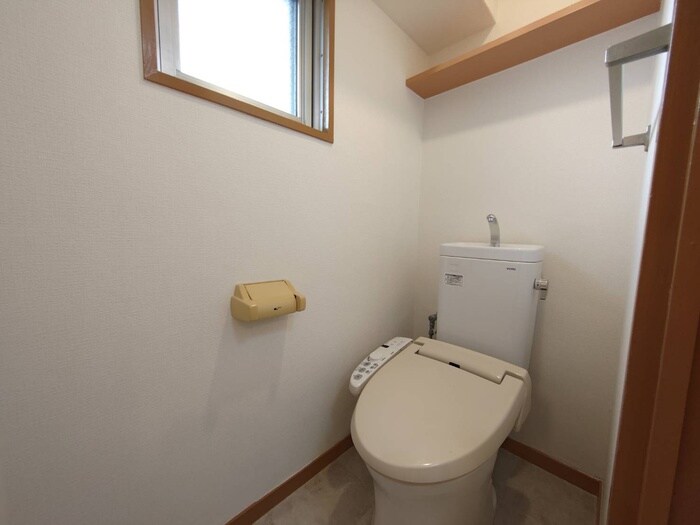 物件内観写真16　(トイレ)