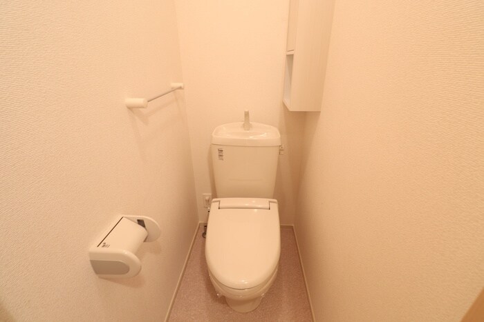 物件内観写真12　(トイレ)