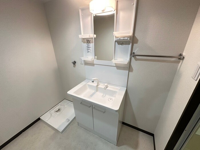 物件内観写真12　(洗面)