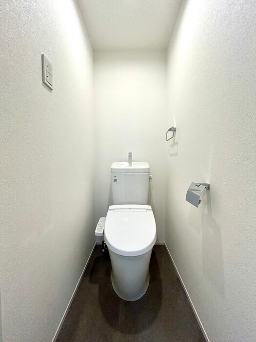 物件内観写真15　(トイレ)