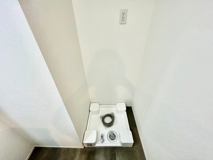 物件内観写真18　(洗濯機置場)