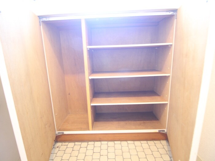 物件内観写真20　(靴箱)