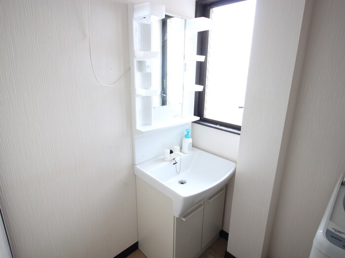 物件内観写真11　(洗面)