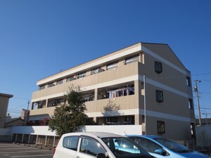ルミナスハイム外観写真