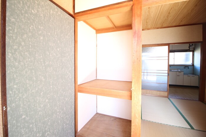 物件内観写真15　(収納)