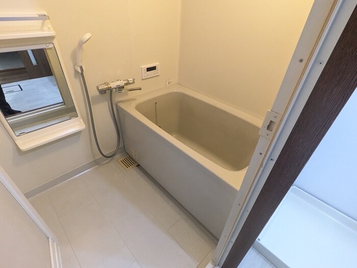 グランドコート鴻ノ巣のバス