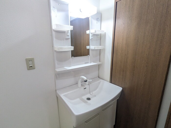 グランドコート鴻ノ巣の洗面