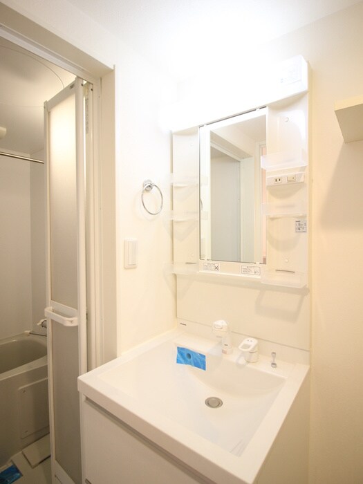 物件内観写真12　(洗面)