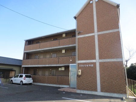 パラッツォ牛田外観写真