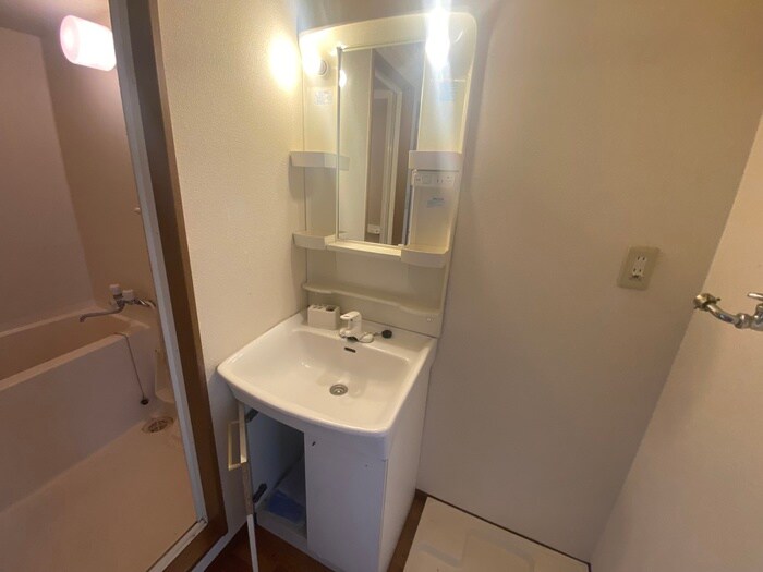 物件内観写真10　(洗面)
