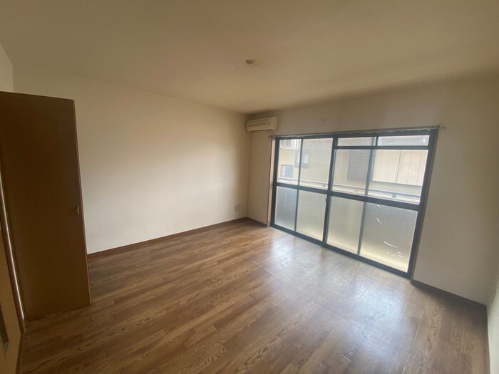 物件内観写真17　(内観写真)