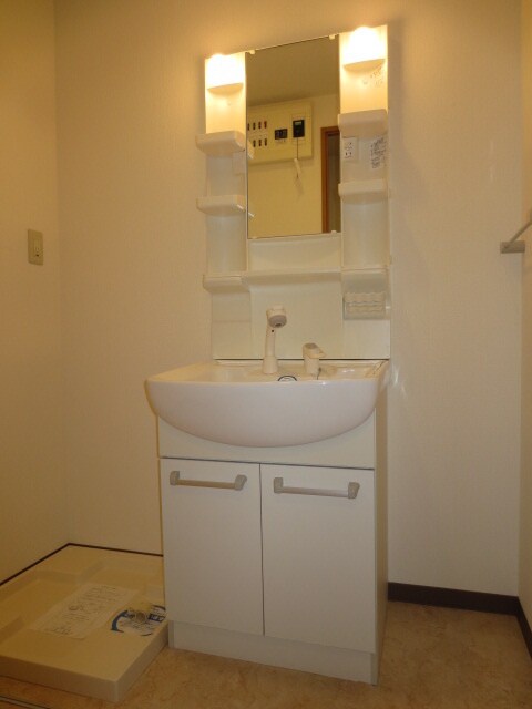 物件内観写真12　(洗面)