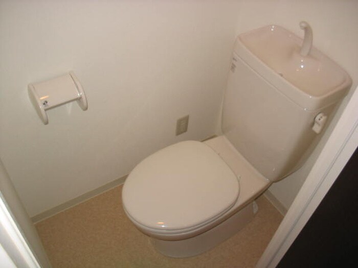 物件内観写真9　(トイレ)