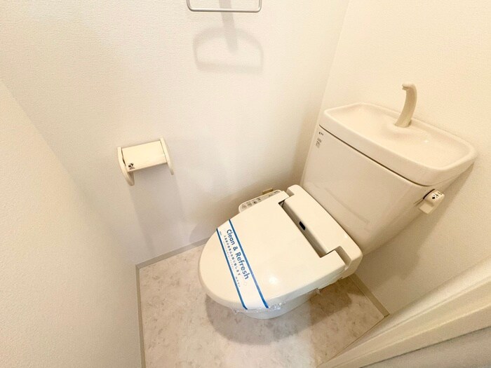 物件内観写真11　(トイレ)