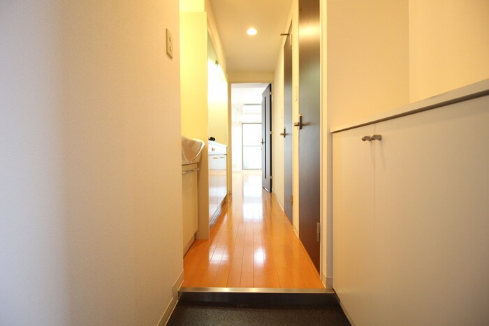物件内観写真16　(廊下)