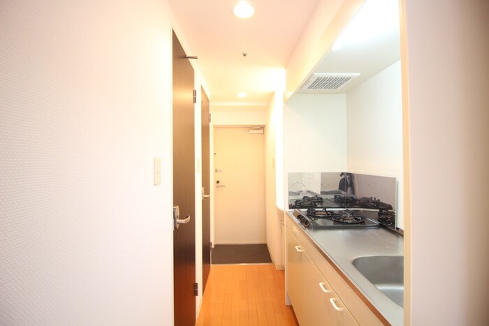 物件内観写真21　(廊下)