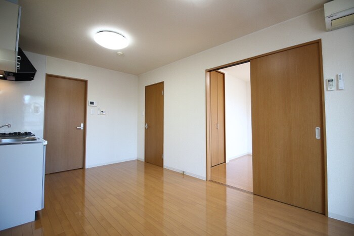 物件内観写真7　(居室)