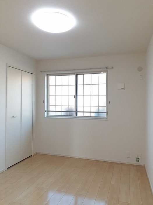 物件内観写真11　(居室)