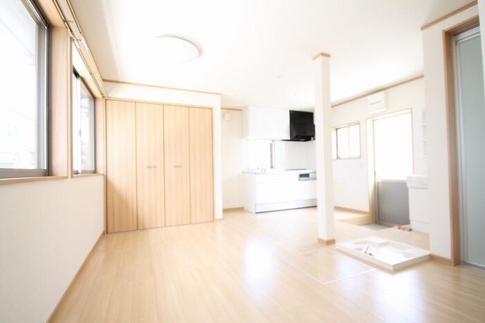 物件内観写真11　(居室)