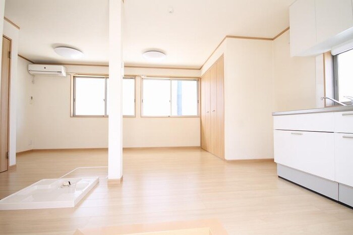 物件内観写真13　(居室)